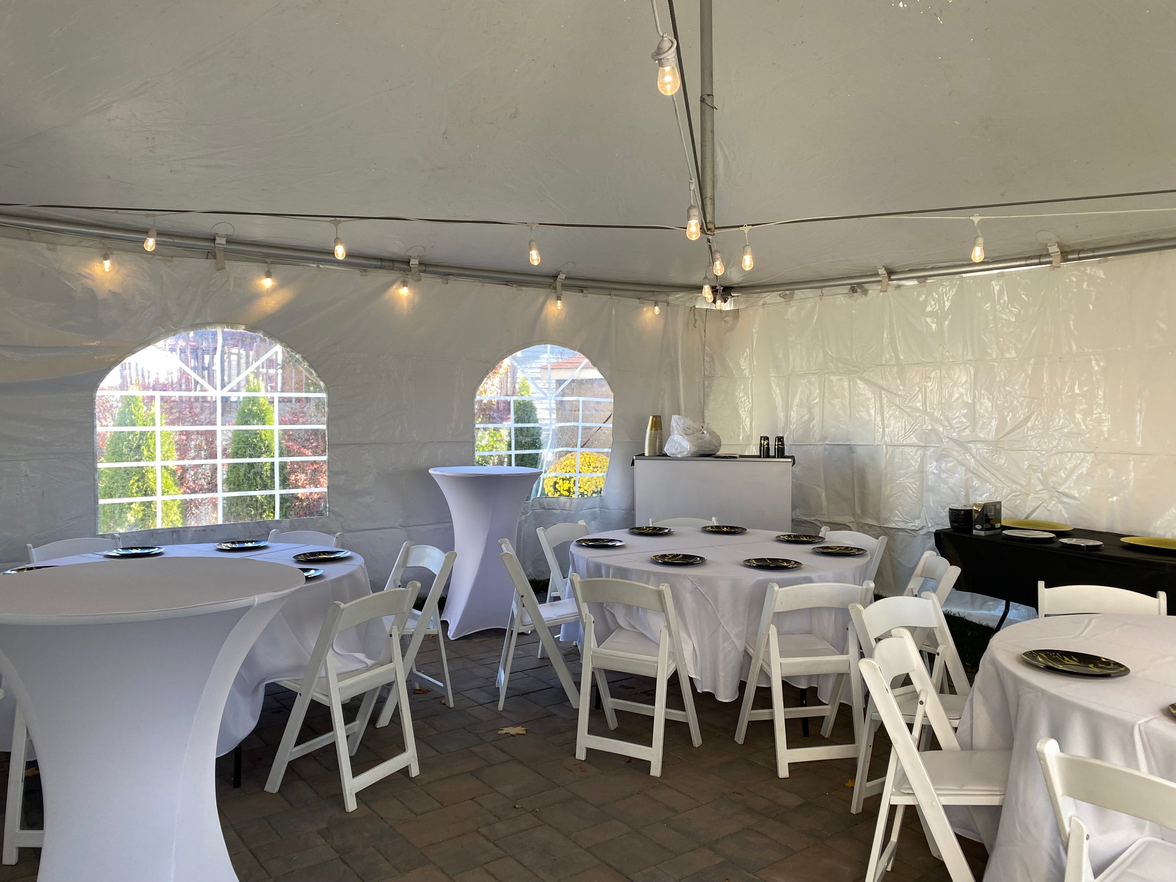 15 x 15 Stay Warm Party Rental Package